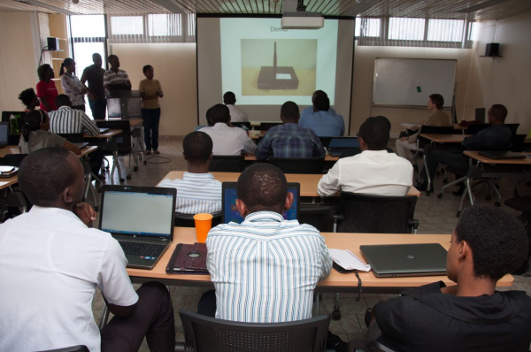 Ecobank offre deux programmes de formation pour l’émergence des Jeunes Talents Africains