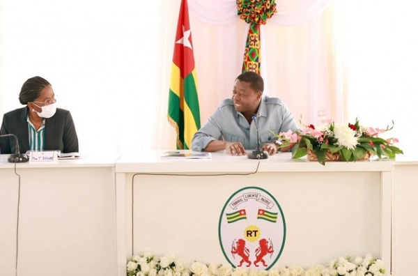 Faure Gnassingbé préside un séminaire d’évaluation de la mise en œuvre de la feuille de route gouvernementale