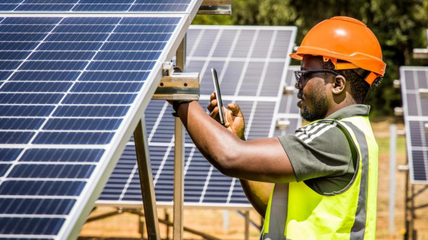 Togo : l’assureur panafricain ATIDI va appuyer le projet de centrale solaire de Sokodé