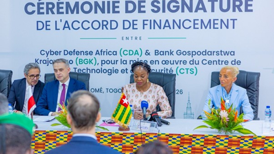 togo-pologne-lome-mobilise-15-milliards-fcfa-pour-developper-une-filiere-locale-de-drones