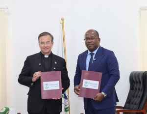 Coop&eacute;ration universitaire : l&rsquo;Universit&eacute; de Lom&eacute; signe un accord avec Creighton University