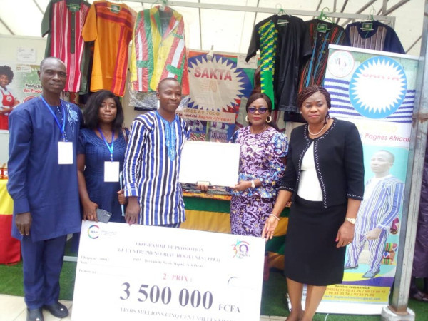 CONFEJES : le Togolais Pilisséwé Nassiba décroche le 2è prix du Concours d’excellence entrepreneuriale