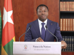 Togolese government to pay one-month salary advance to its agents amid soaring inflation