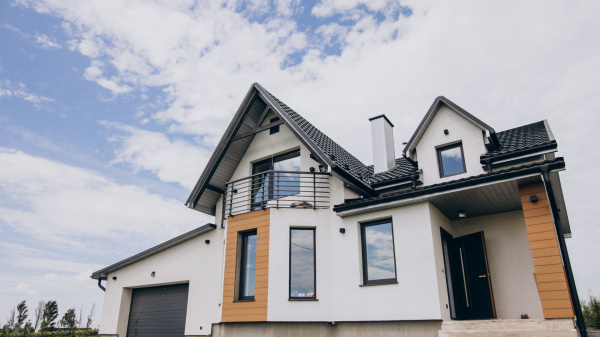 Togo inflation edges up to 1.6% in March, led by housing and energy