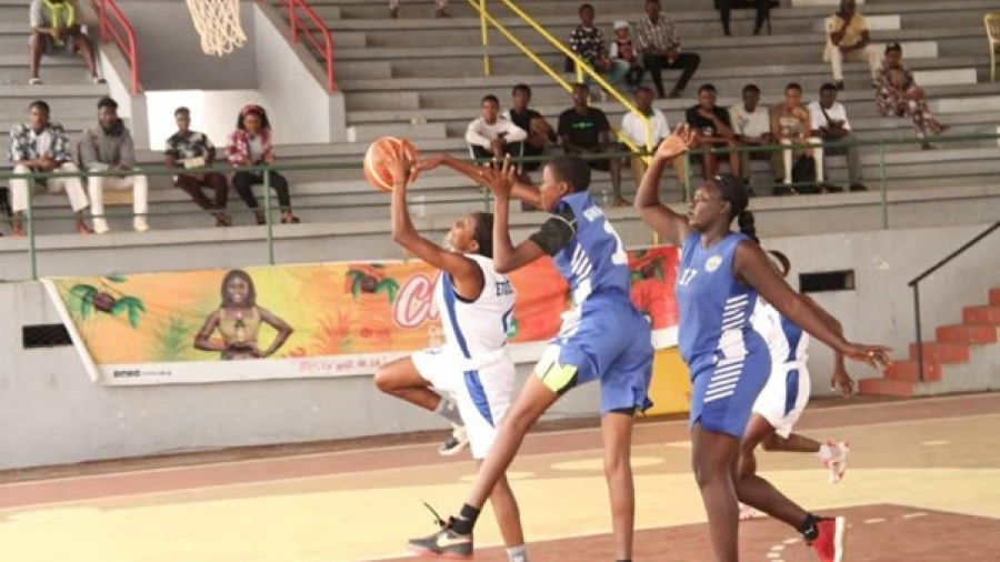Togo : 364 millions FCFA distribués aux fédérations de sport et associations de loisir