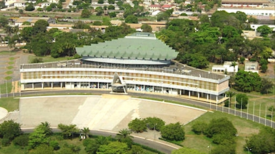 Le gouvernement va réhabiliter les Palais des Congrès de Lomé et de Kara
