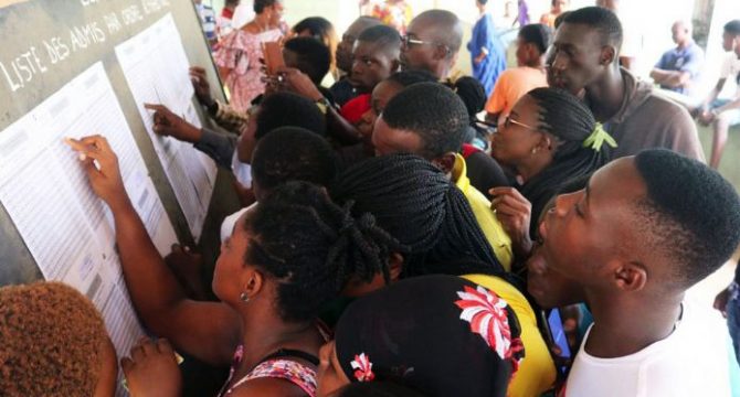 BAC 1 au Togo : taux de réussite en baisse, mais plus d’admis