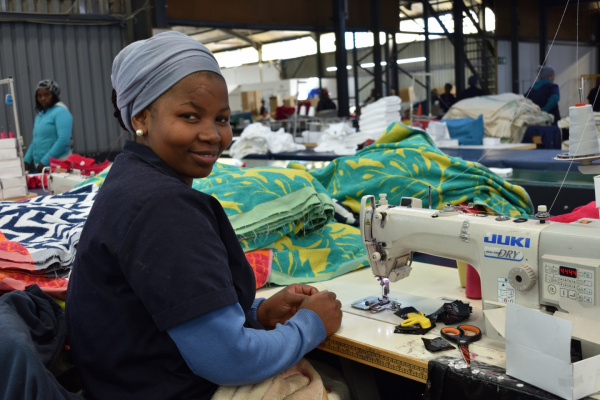 Togo : le gouvernement veut introduire le statut de Zone franche dans le secteur du textile et de l’habillement