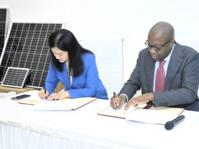 Projet Africa Solar Belt : la Chine offre 3900 kits solaires au Togo