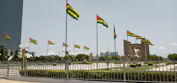 Comment le Togo s’est économisé 130 millions € en empruntant à l’extérieur