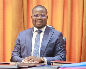 Le Togolais Arthur Lilas Trimua (ex-Kifema) rejoint la BOAD comme conseiller juridique de Serge Eku&eacute;