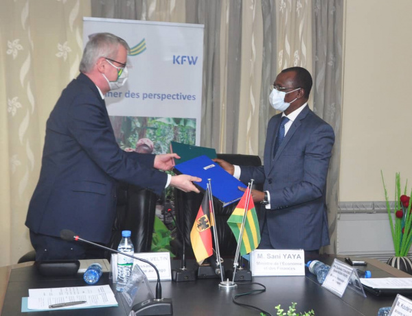 Togo gets €10M from Germany to rehabilitate roads