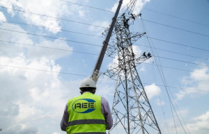 L&rsquo;&eacute;nerg&eacute;ticien AEE Power d&eacute;croche un march&eacute; de 34 millions d&rsquo;euros pour l&rsquo;extension du r&eacute;seau &eacute;lectrique &agrave; Lom&eacute;