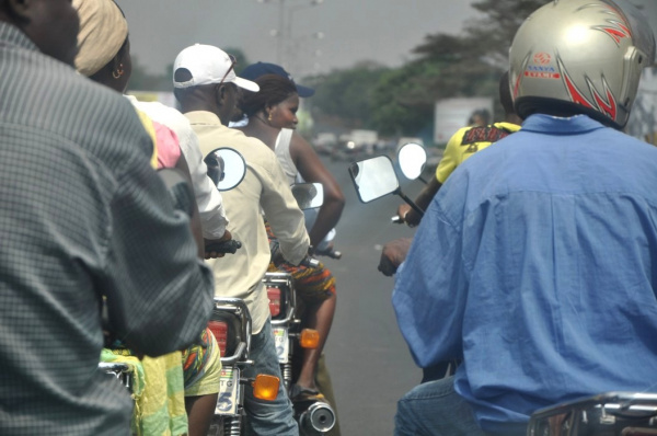 Togo : une tournée nationale pour formaliser 1400 conducteurs de taxi-moto