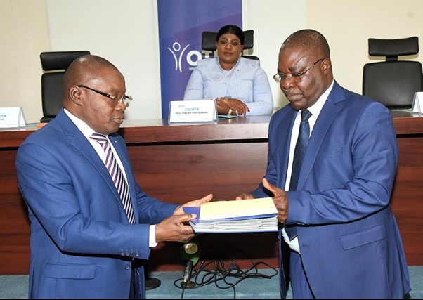 OTR : T&egrave;&iuml; Konzi et Peter Kponor prennent les r&ecirc;nes des douanes et des imp&ocirc;ts