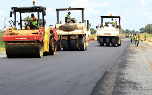 Togo : Des travaux de bitumage annonc&eacute;s sur le petit contournement de Lom&eacute;