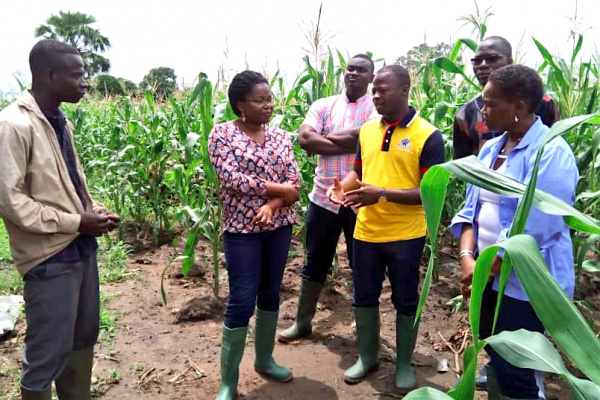 Togo: la ministre Victoire Tomegah-Dogbé juge le PAIEJ-SP « impressionnant » à l’issue de visites de terrain de deux jours