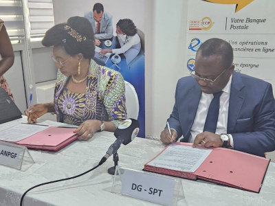 togo-l-anpgf-et-la-poste-s-allient-pour-rapprocher-le-financement-des-pme-pmi
