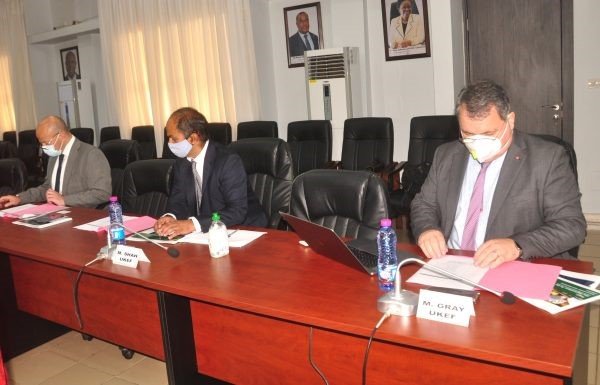 Togo : l’agence britannique UK Export Finance veut s’aligner sur l’agriculture et l’énergie