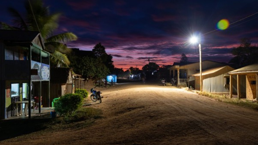 fonds-tinga-au-togo-100-000-nouveaux-branchements-electriques-a-fin-2025