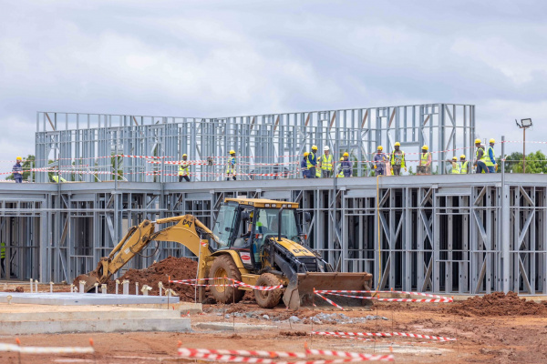 Togo: Mother &amp; Child Hospital Project “Moving Well”, Prime Minister Says