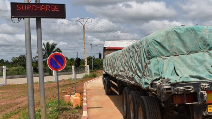 Surcharge routière : au Togo, mise en service d’un deuxième poste de pesage !