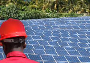 Strat&eacute;gie nationale d&rsquo;&eacute;lectrification : le Togo va installer 60 mini-r&eacute;seaux solaires avant fin 2020