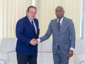 Lom&eacute; Container Terminal va recevoir un nouveau remorqueur pour am&eacute;liorer les services aux navires