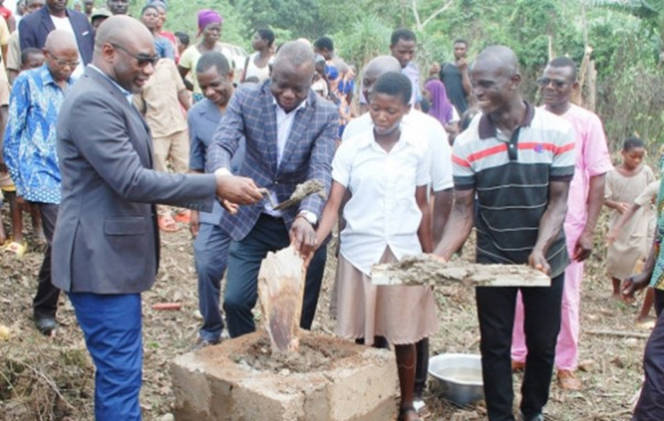 Togo: lancement des travaux de construction de 70 nouvelles formations sanitaires dans les régions Kara, Centrale et Plateaux
