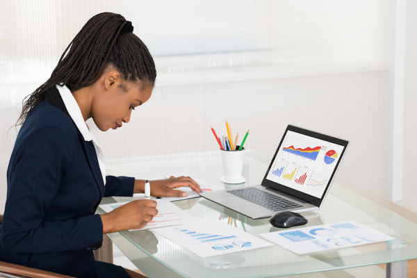 Togo: Number of firms established by private deed has almost doubled over the past two years
