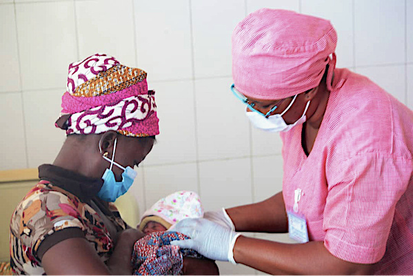 Maternal health service use rises in three regions under Togo&rsquo;s WEZOU program