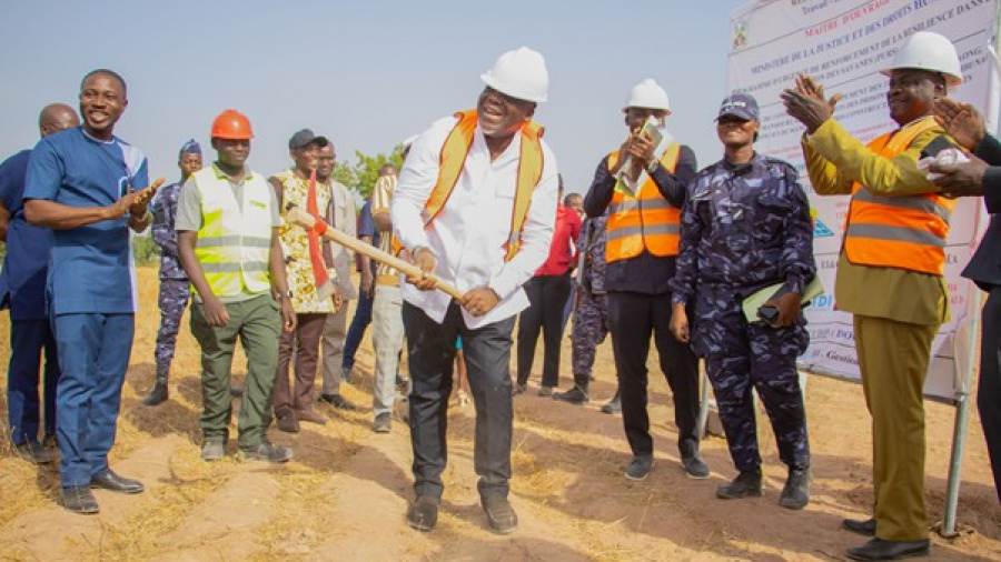 Togo : des chantiers de construction de si&egrave;ges de tribunaux lanc&eacute;s dans les Savanes