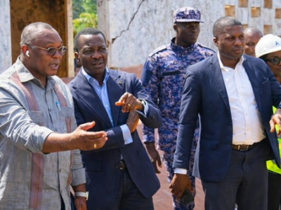 le-ministre-adedze-en-tournee-d-evaluation-sur-les-chantiers-d-approvisionnement-d-eau-potable