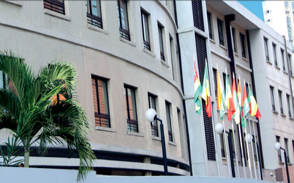 Au Togo, la Commission bancaire de l&#039;UMOA inflige des sanctions à une banque et à un dirigeant pour irrégularités financières