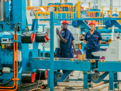 togo-les-secteurs-de-l-industrie-et-du-commerce-affichent-des-croissances-a-deux-chiffres-au-3e-trimestre-2025