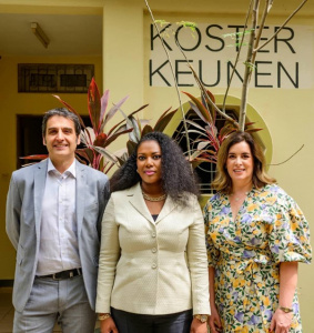 Investissements : visite de Manuella Santos &agrave; Koster Keunen West Africa, qui valorise la cire d&rsquo;abeille dans la sous-r&eacute;gion