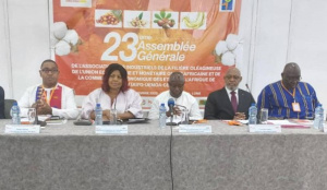 Le d&eacute;veloppement de l&rsquo;industrie ouest-africaine des ol&eacute;agineux repens&eacute; &agrave; Lom&eacute;