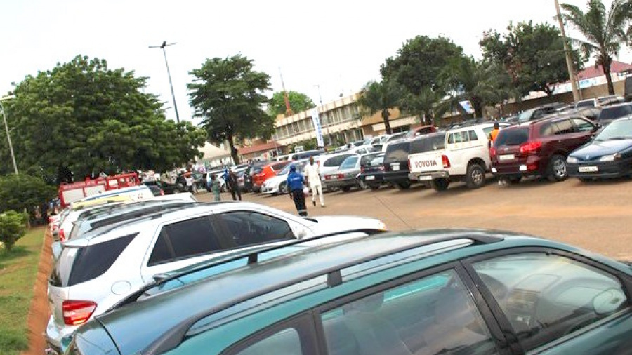 La Commune de Lomé tente de privatiser la gestion des emplacements de stationnement et des parkings
