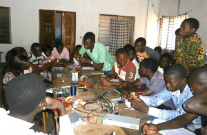 Togo : Minodoo, une communaut&eacute; de jeunes d&eacute;veloppeurs organise un hackathon civique avec le soutien de l&rsquo;ambassade des Etats-Unis