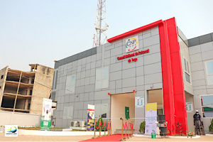 Le Patronat prend ses quartiers dans ses bureaux annexes&hellip; en attendant