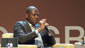 Kako Nubukpo au Congr&egrave;s de Lom&eacute; : &laquo; Si nous faisons l&rsquo;effort d&rsquo;augmenter notre pression fiscale &agrave; hauteur de 2 % du PIB africain, nous n&rsquo;aurons plus besoin de l&rsquo;aide &raquo;