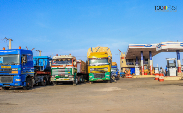 Payment of motor vehicle tax by lorry drivers will henceforth be checked at weighing stations