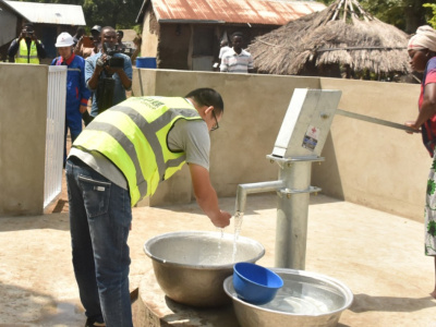 togo-les-travaux-de-forages-chinois-avancent-dans-la-region-des-plateaux