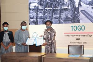 Togo : les ministres signent un &laquo;&nbsp;contrat d&rsquo;engagement&nbsp;&raquo;