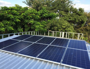 L&rsquo;AT2R se dote d&rsquo;une mini station solaire photovolta&iuml;que