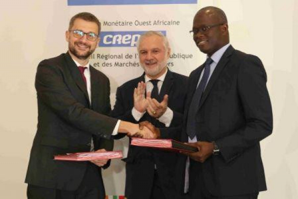 Le CREPMF reçoit un appui de 2 millions € de l’AFD, pour stimuler le développement du marché financier sous-régional