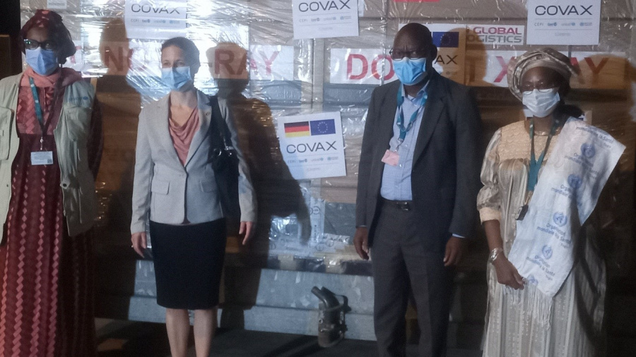 Vaccination Covid-19 : l’Allemagne offre 633 600 doses de Johnson &amp; Johnson au Togo