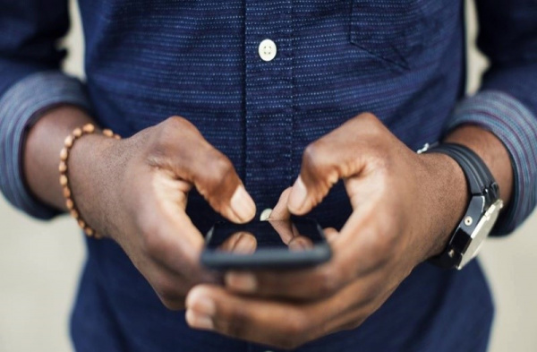 ARCEP : les consommateurs de téléphonie mobile de plus en plus insatisfaits, mais un léger mieux pour internet