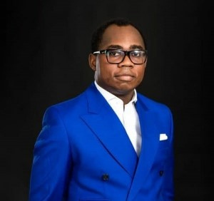 Edem Kokou Tengue pr&eacute;sente les opportunit&eacute;s du Port sec d'Ad&eacute;tikop&eacute; aux transporteurs nig&eacute;riens