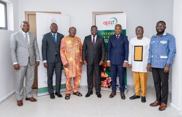 Togo holds talks with private sector on financing, debt and energy issues